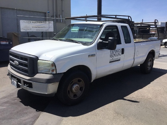 2005 Ford F-350 Long Bed***FOR DEALER OR EXPORT ONLY***