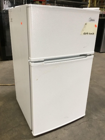 Midea 3.1 cu. ft. Double-Door Compact Refrigerator/Freezer Combo***GETS COLD***