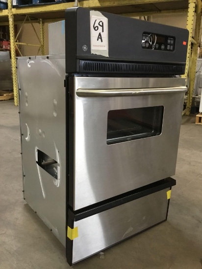 GE 24in. Gas Oven with 2.8 Cu. Ft. SmartSet Controls and Storage Drawer ***TURNS ON***