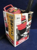 1 Gallon Hang Up Mini Shop Vac ***WORKS.***