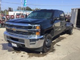 2016 Chevrolet Silverado 3500 Crew Cab w/Heritage Truck Tilt Back Bed and Integrated Winch