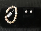 (1) 7in. Freshwater Pearl Bracelet and (1) Matching Set of Earrings