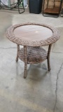 Hampton Cambridge Brown Resin Wicker Round Side Table