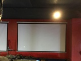 BenQ Projector w/Screen