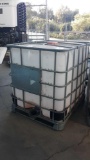 1000 Liter Storage Tank with Fork Lift Access