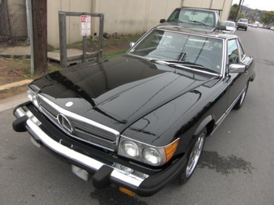 1987 Mercedes-Benz 560SL