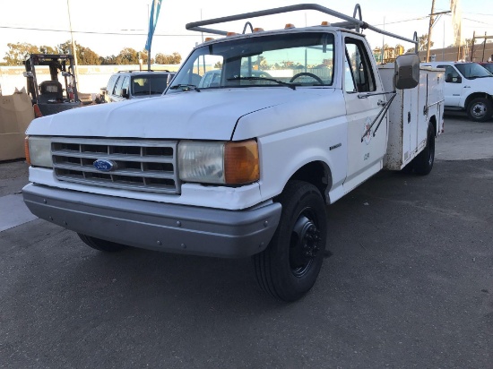 1990 Ford F-350 Regular Cab DRW with Service Body***FOR DEALER OR EXPORT ONLY***