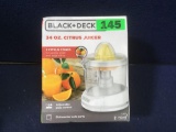 Black+Decker 34 oz. Citrus Juicer