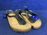 Birkenstock Womens Size 9 Sandals in Brown/Black