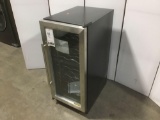 Vinotemp 32 Bottle Wine Cooler***GETS COLD***