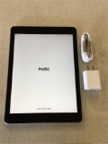 32GB Apple iPad 9.7in 6th Generation WiFi/Cellular in Space Gray ***PROFESSIONALLY RENEWED***