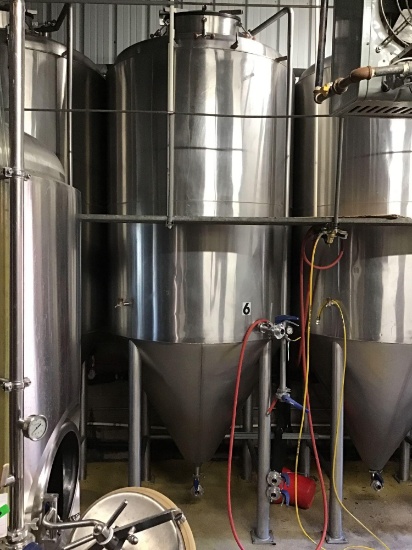 25 Barrel, Stainless Steel, Close Top, Cone Bottom Fermentation Tank with 18 in Side Bottom Manway