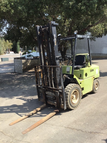 Clark C-500 5,600LBS Capacity LPG Forklift