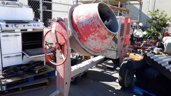 Towable Multi-Quip Honda Gas Powered Cement Mixer*WAS TOWED TO FISCHER LOT*