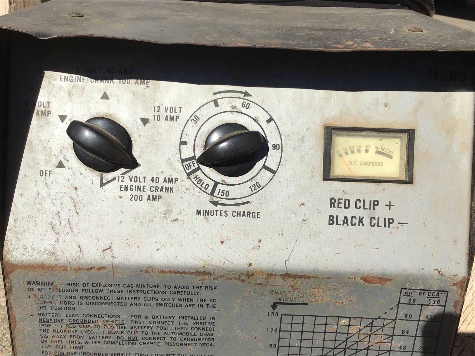 Schumacher SE-4020 40/200 Amp Charger Starter Proxibid