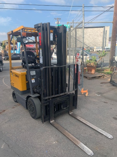 TCM 48v 5000lbs. Triple Stage Mast Forklift*NEW BATTERY*