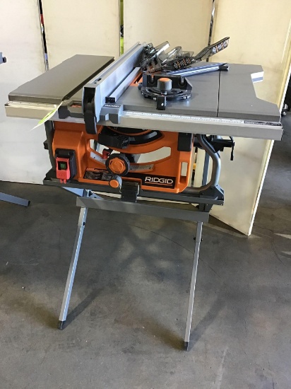 Ridgid 120V 10 in. Table Saw with Folding Stand*WORKS*MISSING HARDWARE*