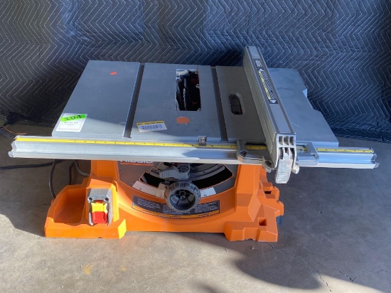 RIDGID Corded 10 in. Pro Jobsite Table Saw*TURNS ON*MISSING STAND*