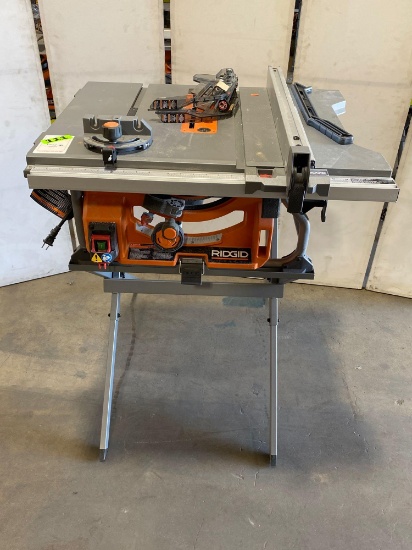 RIDGID Corded 10 in. Table Saw with Folding Stand*TURNS ON*COMPLETE*