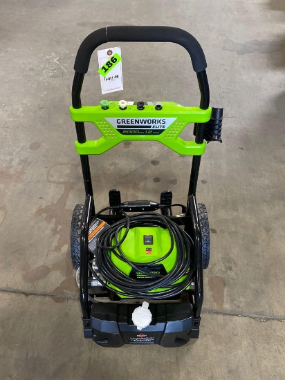 Greenworks 2000 PSI Electric Pressure Washer*TURNS ON*MISSING WAND AND HOSE*