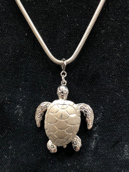 14k White Gold Turtle Pendant on Snake Chain