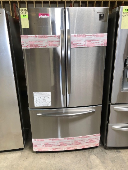 Samsung 28.2 cu. ft. French Door Refrigerator in Stainless Steel*GETS COLD*UNUSED*