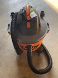 RIDGID 9 Gal. NXT Wet/Dry Shop Vacuum with Accessories*TURNS ON*