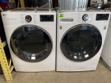 LG Front Load Washer and Dryer Pair in White