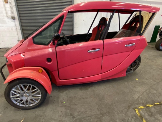 2019 Austin Electric Vehicles Electric Enclosed Three Wheel Autocycle*BATTERIES DEAD*