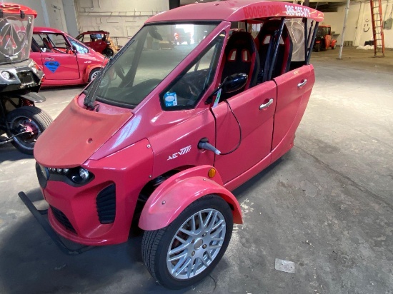 2019 Austin Electric Vehicles Electric Enclosed Three Wheel Autocycle*BATTERIES DEAD*