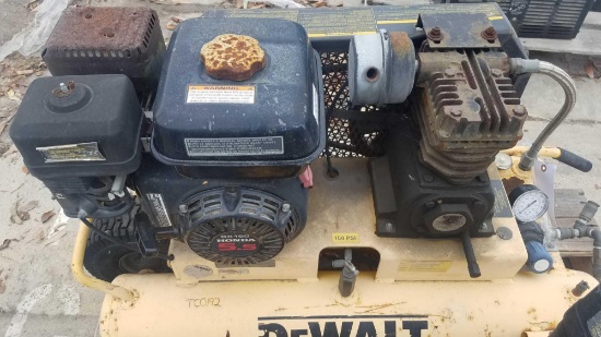 Dewalt Compressor, **WORKING**