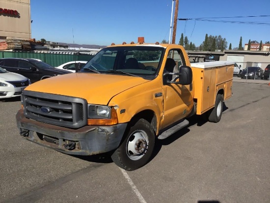 2000 Ford F-350 XL Super Duty with Service Body Bed *GASOLINE OR LPG*