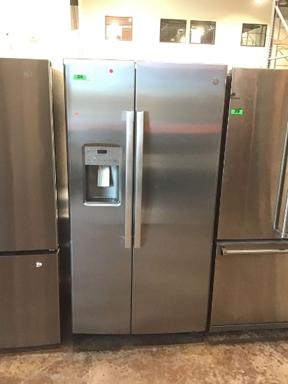 GE 21.8 cu. ft. Side by Side Refrigerator in Fingerprint Resistant Stainles Counter Depth*GETS COLD*