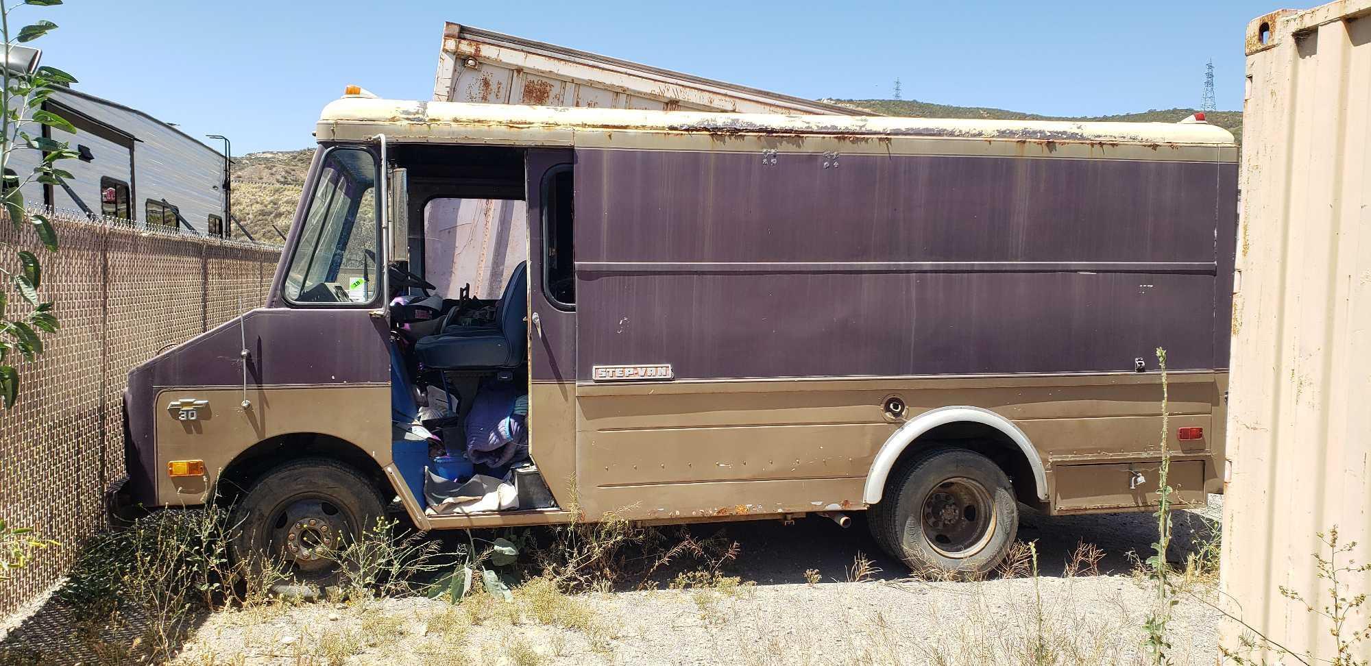 Chevrolet P30 Step 1975 Chevy Step Van 1975 Chevrolet C30 Step Van