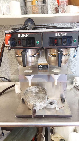 BUNN Double Hopper Airpot Coffee Brewer