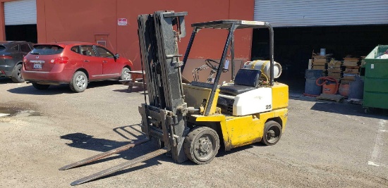 LPG Triple Stage Forklift with Side Shift