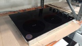 Whirlpool-30in Electric Cooktop - Black