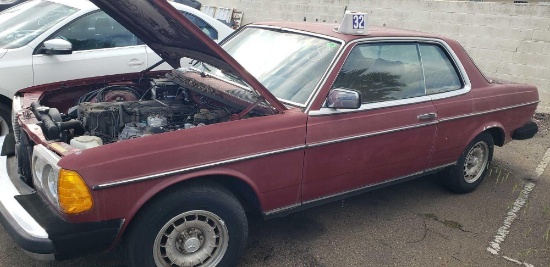 1978 Mercedes-Benz 123C*NOT RUNNING*