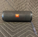 JBL FLIP4 Bluetooth Speaker