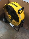 DeWalt 24in. Drum Fan*TURNS ON*