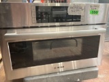 Bosch Benchmark 30 in. Single Electric Speed Wall Oven with Convection in Stainless*NO GLASS PLATE*