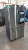 Samsung 28 cu. ft. 3-Door French Door Refrigerator with Family Hub*COLD*PREVIOUSLY INSTALLED*