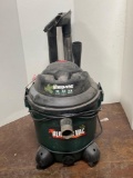 shops Vac/Blower Vac *TURNS ON*