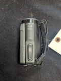 Canon Camcorder HF W10(BK)*Battery Included*Turns On*