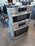 Bosch 800 Series 30in Built-In Smart Combination Electric Convection Wall Oven