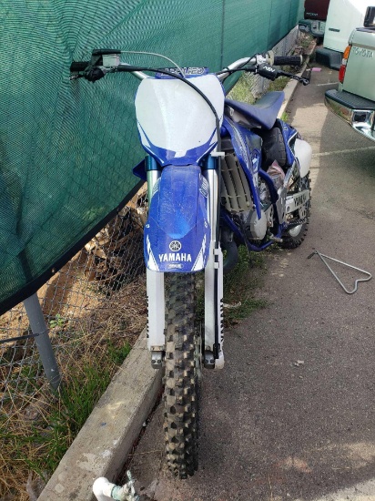2003 Yamaha YZ125R1 Motorcycle*SOME PARTS NOT ATTACHED*BEING SOLD ON DUPLICATE TITLE APPLICATION*