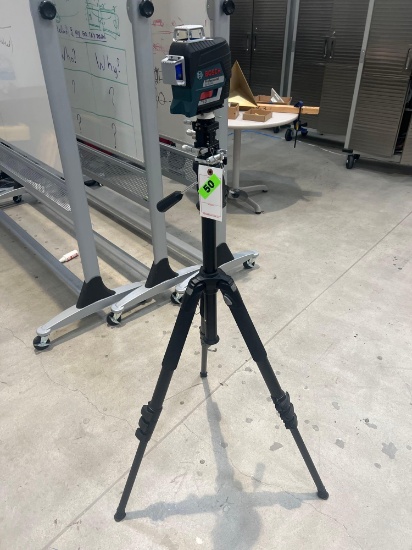Bosch Professional GLL3-330C with stand