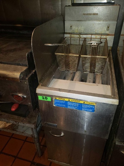 PITCO Natural Gas Stainless Steel Floor Fryer