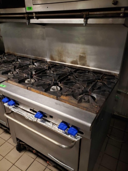 34in MONTAGUE Grizzly 6 Burner Range with Oven*UPSTAIRS*