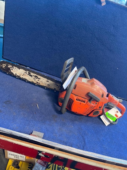 Husqvarna 18in Gas 2 Stroke Chainsaw*STRING PULLED*